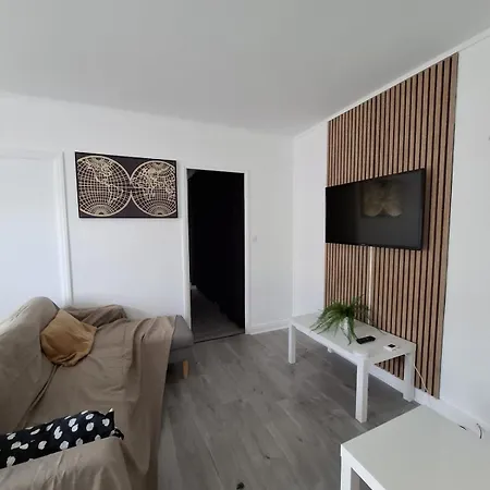 Grand 3 Bedroom *